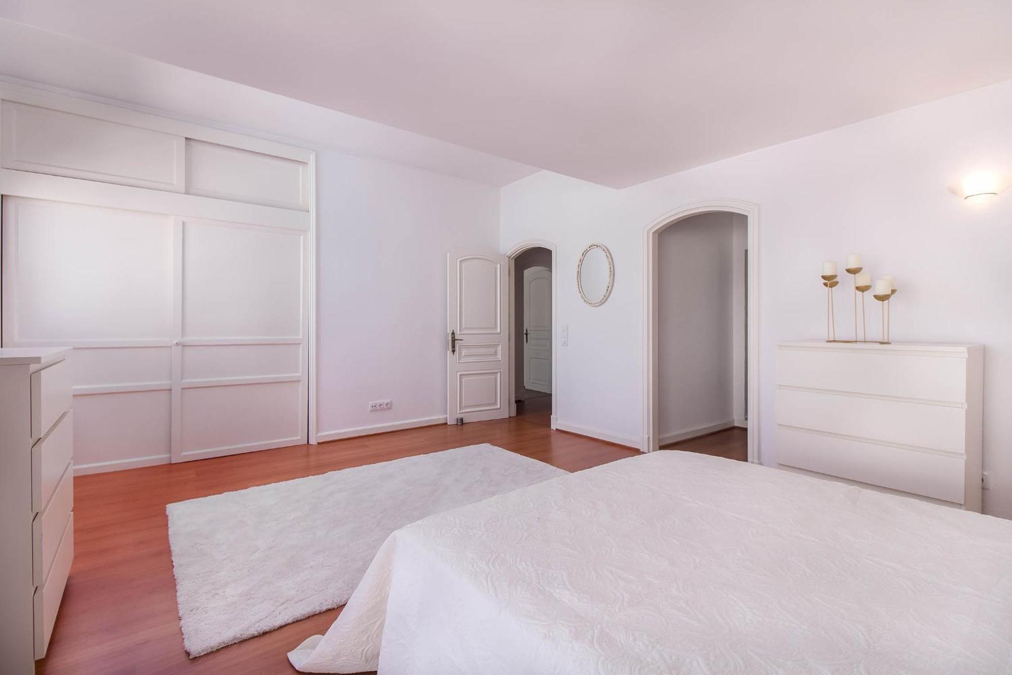 Appartement Luxe Penthouse - Prime Location By Seareen